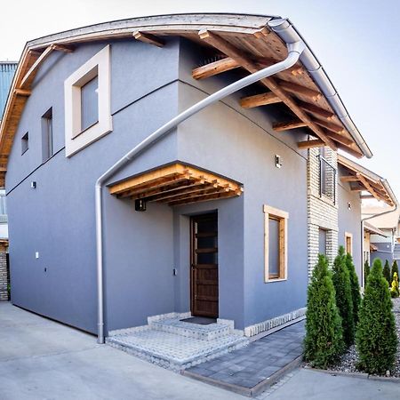 Gray Brick Apartment Subotica Exterior photo